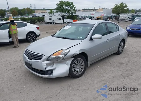 2009 Nissan Altima 2.5 S z USA, uszkodzony, nr VIN 1N4AL21E79N407773